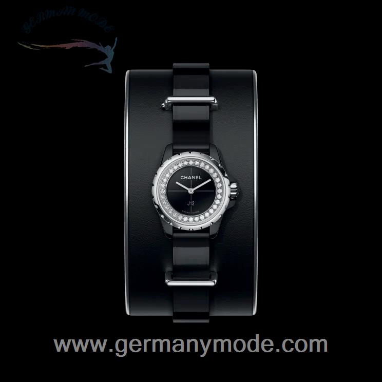 ساعت مچی زنانه الماس نشان شنل فرانسه CHANEL J12·XS UHR, 19 MM H4663
