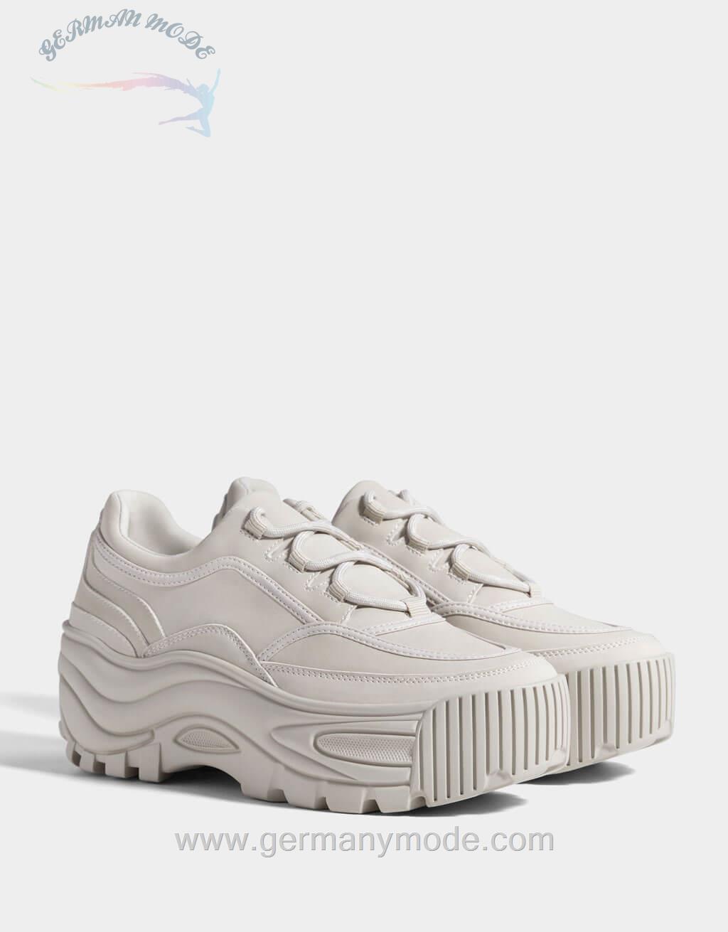 کتانی زنانه برشکا اسپانیا Unifarbener Plateau-Sneaker