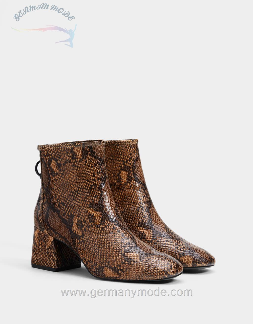 نیم بوت زنانه برشکا اسپانیا Halbhohe Absatzstiefel mit Animalprint